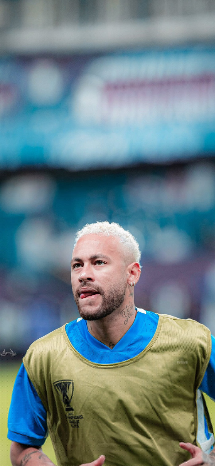 文胖：浓眉交易价值因令人却步的顶薪合同而降低（文胖：浓眉的顶薪合同让球队犹豫，交易价值走低）