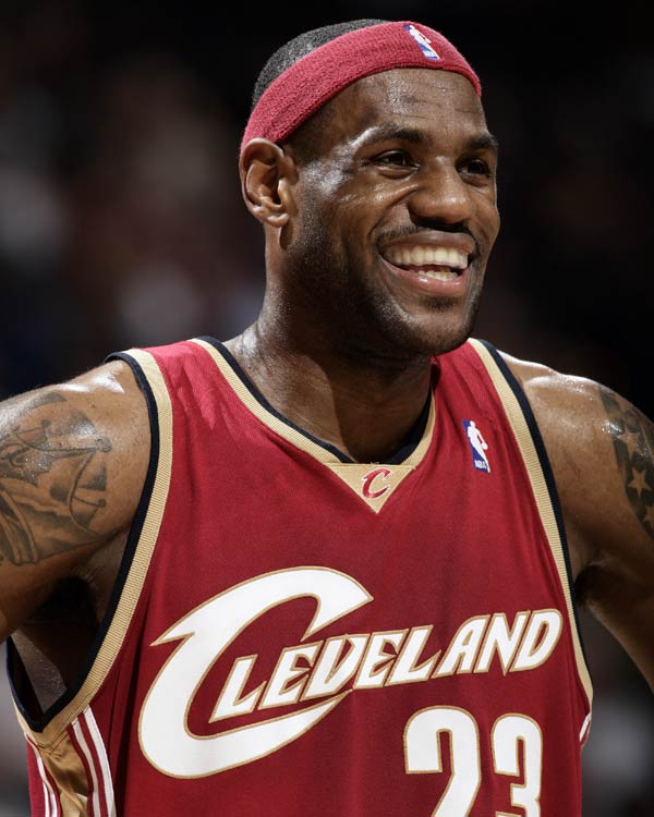 半场战报：萨索洛1-1比萨，马蒂奇建功，恩佐拉点射（半场快讯：萨索洛1-1比萨，马蒂奇破门，恩佐拉点射）