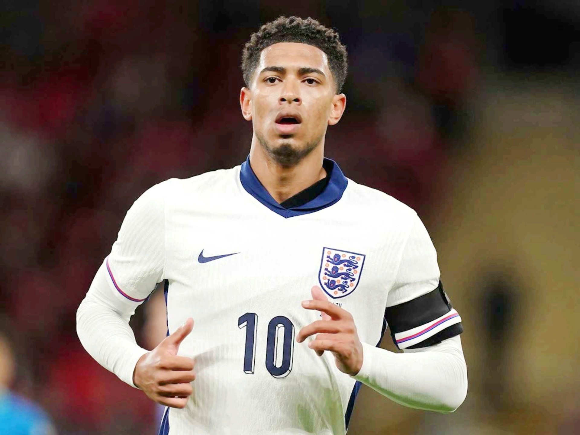 下半场3分钟内为巴萨反超比分，孔德职业生涯首次梅开二度（孔德生涯首次梅开二度，3分钟内助巴萨下半场反超）