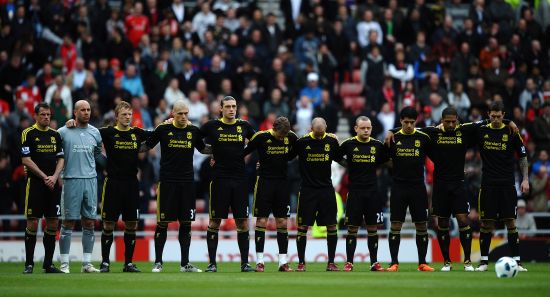 喀麦隆体育部长与足协主席埃托奥决裂，前者指责后者操纵选举（喀麦隆体育部长与足协主席埃托奥关系破裂，部长指控其操纵选举）