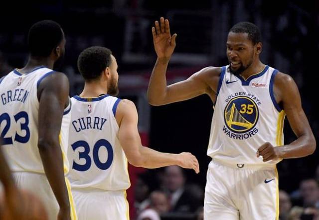 西甲联盟反驳皇马，指责其对最高法院的判决进行有偏见的解读（西甲联盟回击皇马，批其偏颇解读最高法院裁决）