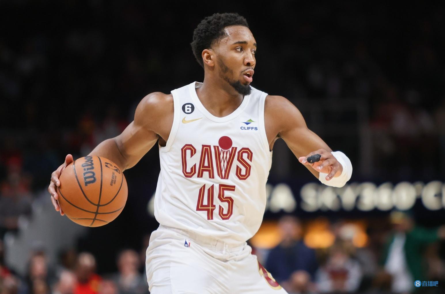 哈里斯：两连败像天塌了，过去两场不是我们的真实水平（哈里斯：连败仿若天塌，近两战不代表我们的真实实力）