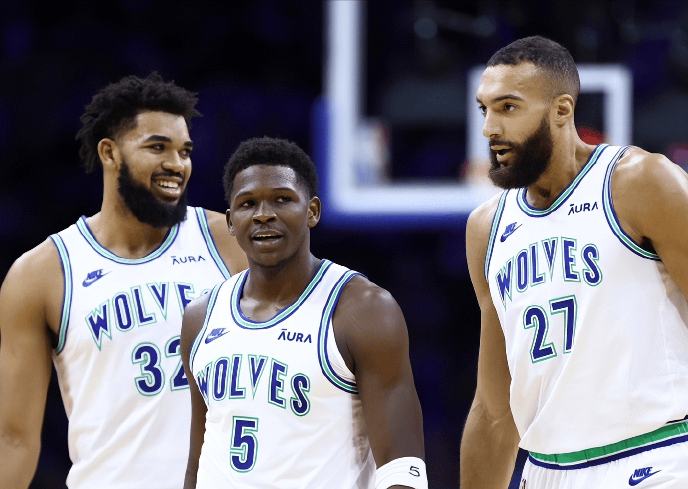 切尔西队长里斯詹姆斯26岁生日，34次欧冠出场助蓝军登顶（里斯-詹姆斯迎来26岁生日，切尔西队长欧冠34战曾助蓝军加冕）