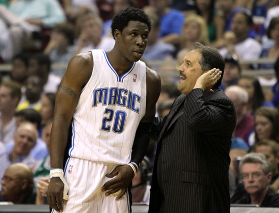 意媒：DV9受伤对尤文不一定是坏事，这将影响他明夏自由离队（意媒：DV9伤停未必对尤文不利，或改变其明夏自由身离队走向）