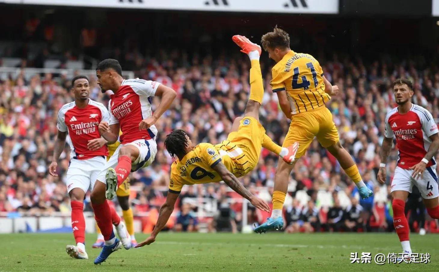 马德兴：海港三连冠胜在稳定二字；塞蒂恩下课因率队员讨薪（马德兴：海港三连冠源自稳定；塞蒂恩因带队讨薪遭下课）