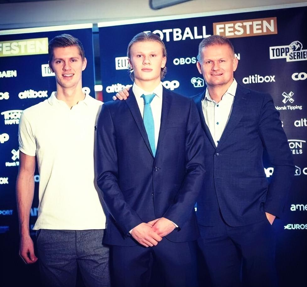 斯帕莱蒂：弗拉霍维奇会缺阵两三个月；我们要赢而且踢得漂亮（斯帕莱蒂：弗拉霍维奇将伤缺2-3个月，我们要赢也要踢得好看）